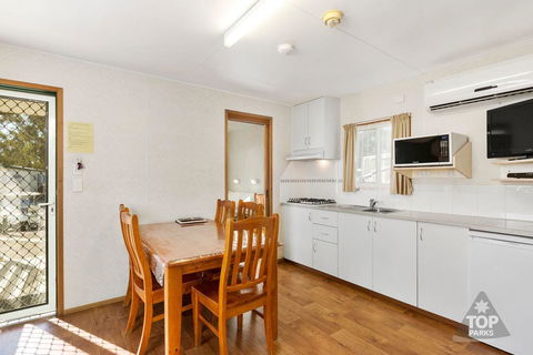 Gawler Caravan Park - ACT Tourism 11