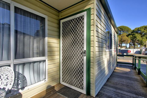 Gawler Caravan Park - ACT Tourism 6