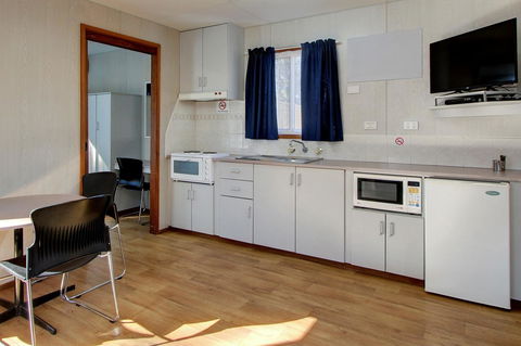 Gawler Caravan Park - ACT Tourism 3