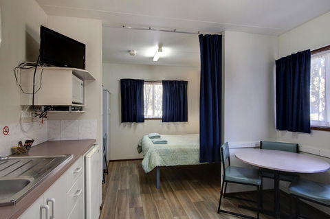 Gawler Caravan Park - ACT Tourism 38