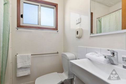 Gawler Caravan Park - ACT Tourism 13