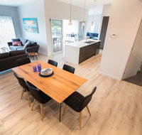 Wellington Lake Retreat - ACT Tourism