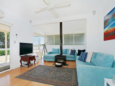 Boat House - ACT Tourism 2
