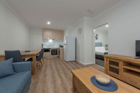 Jurien Bay Motel Apartments - ACT Tourism 4