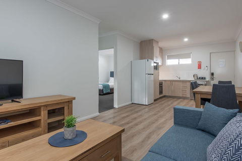 Jurien Bay Motel Apartments - ACT Tourism 19
