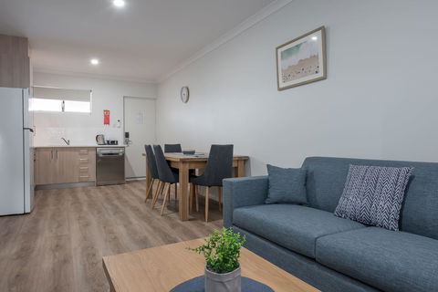 Jurien Bay Motel Apartments - ACT Tourism 7