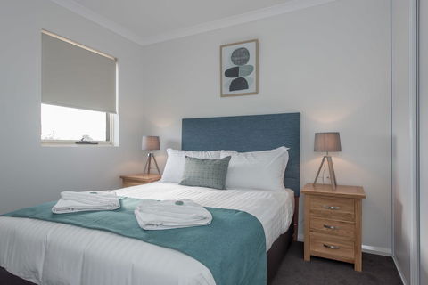 Jurien Bay Motel Apartments - ACT Tourism 21