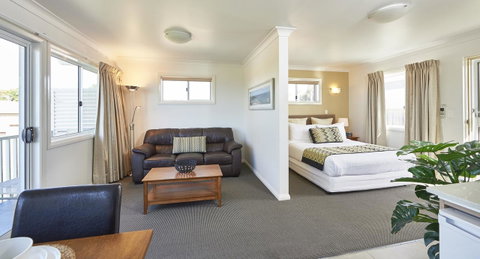 Harbour View Apartments - ACT Tourism 2