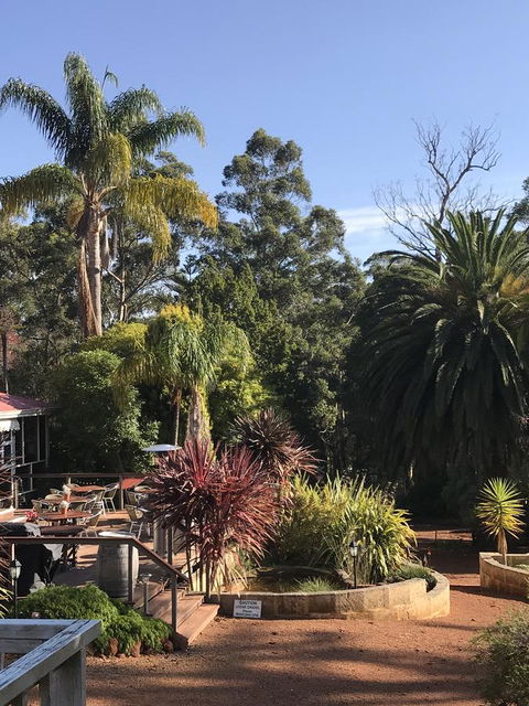Forest Lodge Resort - ACT Tourism 8