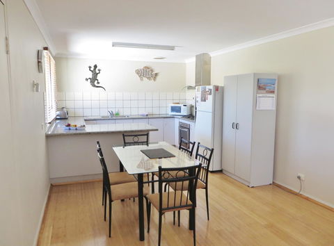 Kanga Cottage - ACT Tourism 15