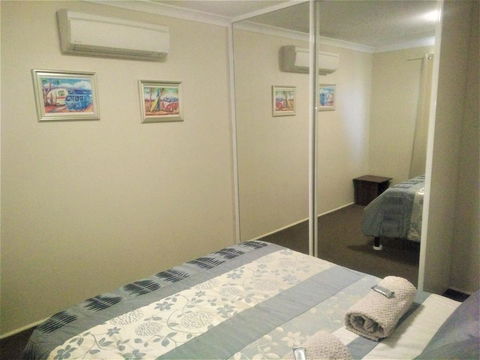 Kanga Cottage - ACT Tourism 12