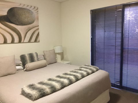 Parklane Apartments - ACT Tourism 8