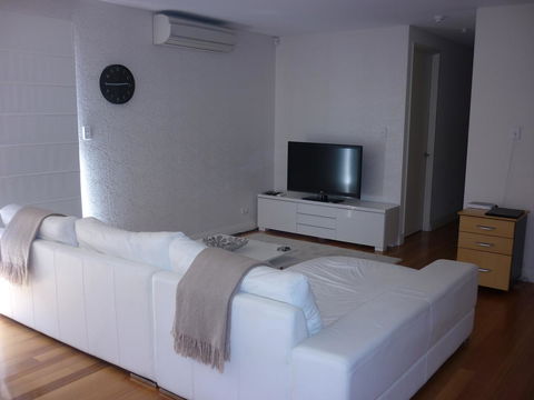 Parklane Apartments - ACT Tourism 29