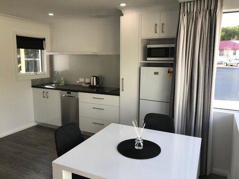 Pelicans Albany Middleton Beach - ACT Tourism 20