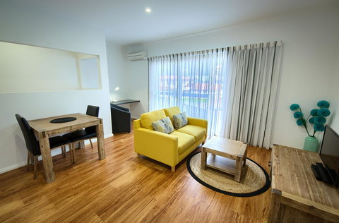 Pelicans Albany Middleton Beach - ACT Tourism 40