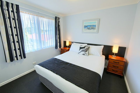 Pelicans Albany Middleton Beach - ACT Tourism 14