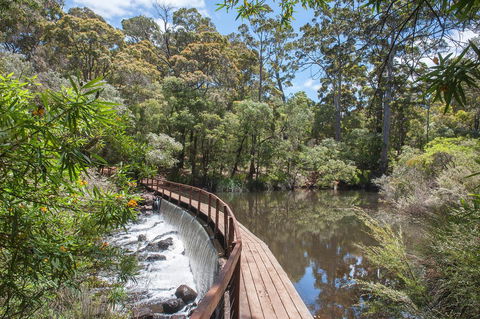 Villa On Fearn - ACT Tourism 19