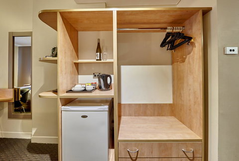 Ibis Perth - ACT Tourism 2