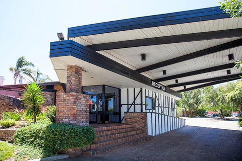 Leisure Inn Hotel Rockingham - ACT Tourism 38