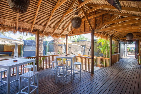 Leisure Inn Hotel Rockingham - ACT Tourism 21