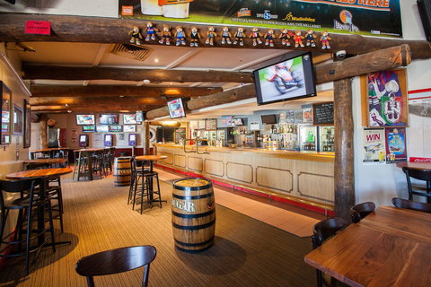 Leisure Inn Hotel Rockingham - ACT Tourism 9