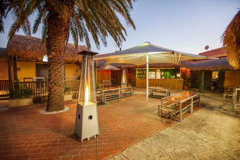 Leisure Inn Hotel Rockingham - ACT Tourism 37