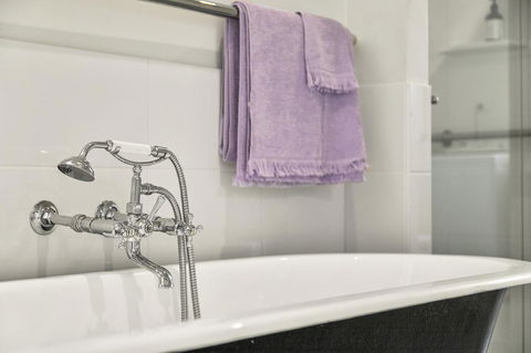 Lavender Cottage - ACT Tourism 16