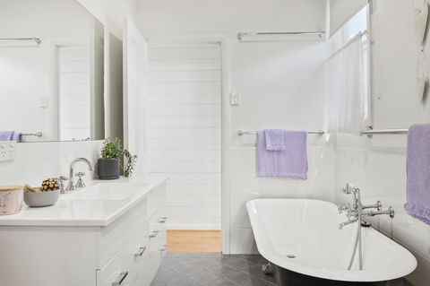 Lavender Cottage - ACT Tourism 15