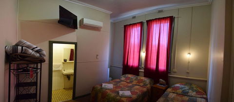 The Palace Hotel Kalgoorlie - ACT Tourism 3