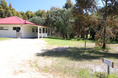 Sapphire Chalets, Augusta - ACT Tourism 2