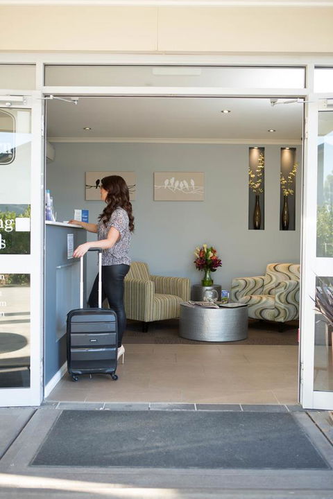 Hunter Gateway Motel - ACT Tourism 1