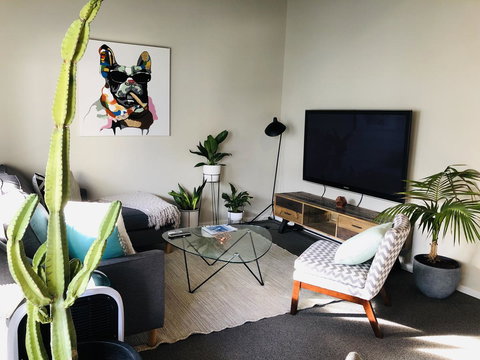 West Beach Lagoon 220 Stylish And Cozy - ACT Tourism 8