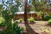 Book Mundaring Accommodation Vacations ACT Tourism ACT Tourism