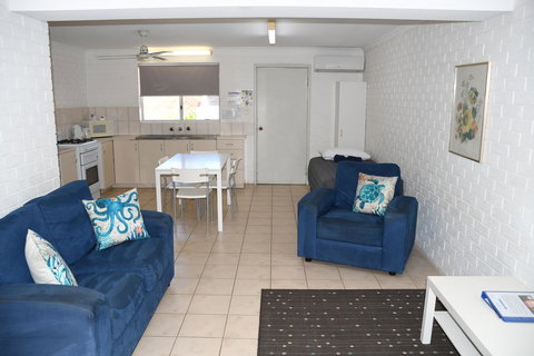 Kalbarri Seafront Villas - ACT Tourism 12