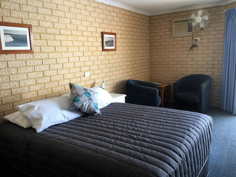 Kalbarri Seafront Villas - ACT Tourism 28