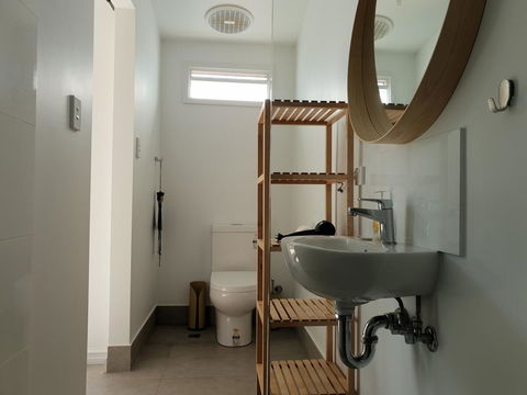 Captain\'s Heritage Cottage - Central Fremantle 2 Bedroom Historic Cottage - ACT Tourism 11