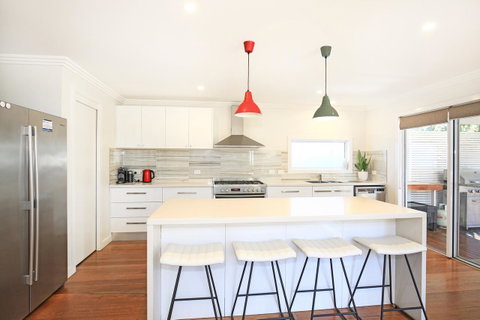 Calming Waters - Pet Friendly - Community Pool - ACT Tourism 14