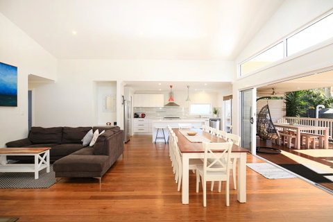 Calming Waters - Pet Friendly - Community Pool - ACT Tourism 12