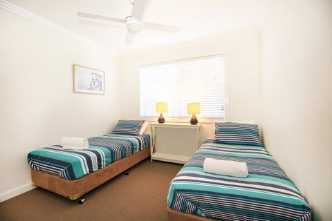 Calming Waters - Pet Friendly - Community Pool - ACT Tourism 18