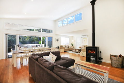 Calming Waters - Pet Friendly - Community Pool - ACT Tourism 2