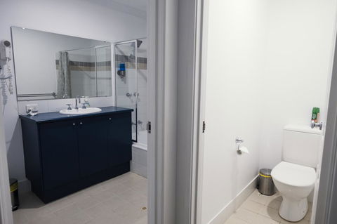 FortyTwo - Oceanside Retreat Busselton - ACT Tourism 11