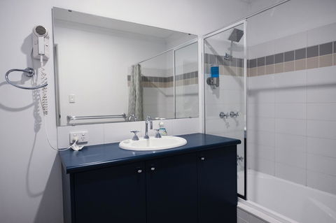 FortyTwo - Oceanside Retreat Busselton - ACT Tourism 10
