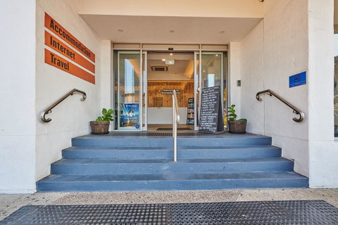 Nomads Byron Bay Backpackers - ACT Tourism 1