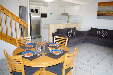 Kalbarri Blue Ocean Villas - ACT Tourism 3