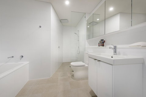 Ramada By Wyndham VetroBlu Scarborough Beach - ACT Tourism 29