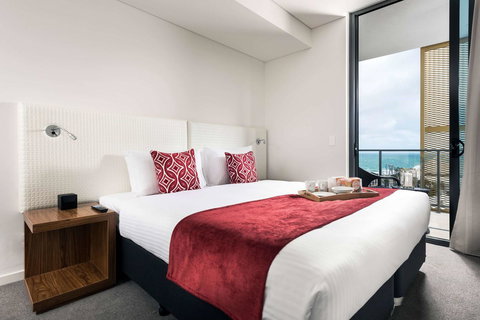 Ramada By Wyndham VetroBlu Scarborough Beach - ACT Tourism 0