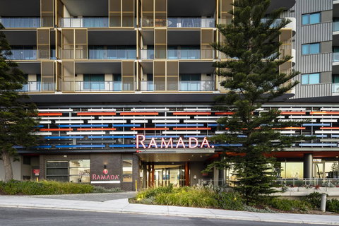 Ramada By Wyndham VetroBlu Scarborough Beach - ACT Tourism 5