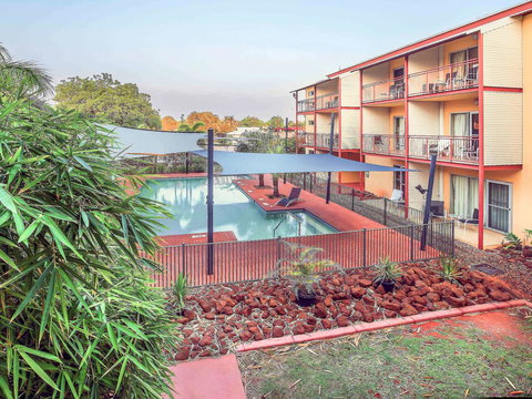 The Continental Hotel - ACT Tourism 36