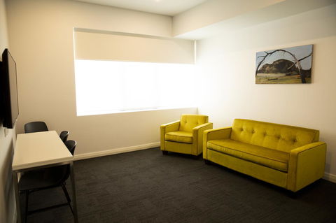 The Gerald Apartment Hotel - ACT Tourism 10