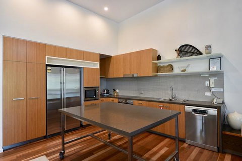East On Byron - ACT Tourism 12